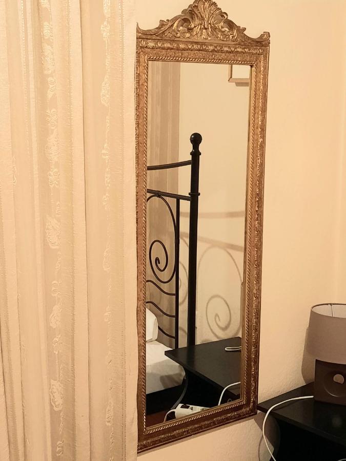 Cozy And Bright Apartment In The Heart Of The City テッサロニキ エクステリア 写真