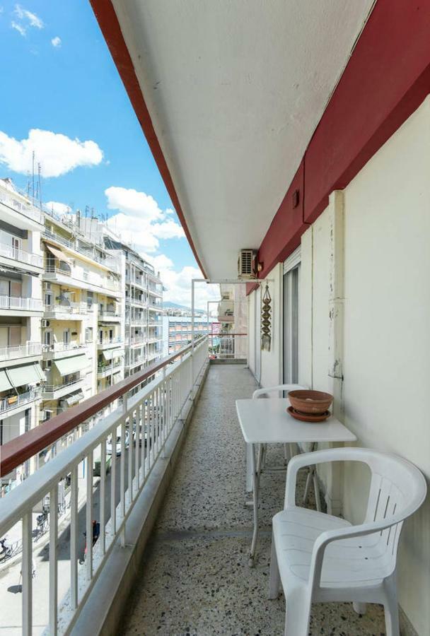 Cozy And Bright Apartment In The Heart Of The City テッサロニキ エクステリア 写真