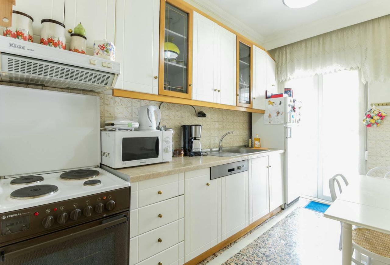 Cozy And Bright Apartment In The Heart Of The City テッサロニキ エクステリア 写真